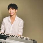 Zhen Hao Li Instagram - 有了目標，一切就都明朗多了。 （順便祝各位指考生們考試順利～ ｛˶‾᷄ ⁻̫ ‾᷅˵｝ #striveforgreatness #studioshoot