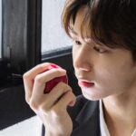 Zhen Hao Li Instagram - I luv apples. What about you? Photo by : @0503_yu #universitylife #portraitphotography #suitstyle #myhomevibe #boystyle #政大