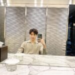 Zhen Hao Li Instagram - 實在太喜歡冬天⋯ 大家喜歡什麼季節呢？ Loving winter already… what about you? #meee #winteroutfit #selfietime #chillin #universitylife #delighted #ootd Taipei