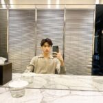 Zhen Hao Li Instagram - 實在太喜歡冬天⋯ 大家喜歡什麼季節呢？ Loving winter already… what about you? #meee #winteroutfit #selfietime #chillin #universitylife #delighted #ootd Taipei