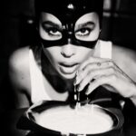 Zoë Kravitz Instagram - (@thebatman is out.)