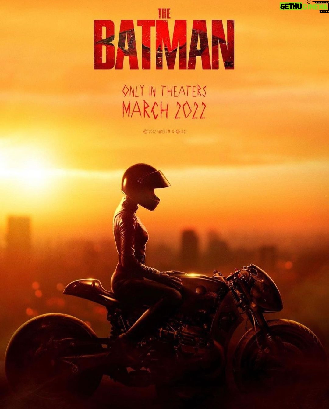 Zoë Kravitz - 522.6K Likes - what are you doing on march 4th tho?