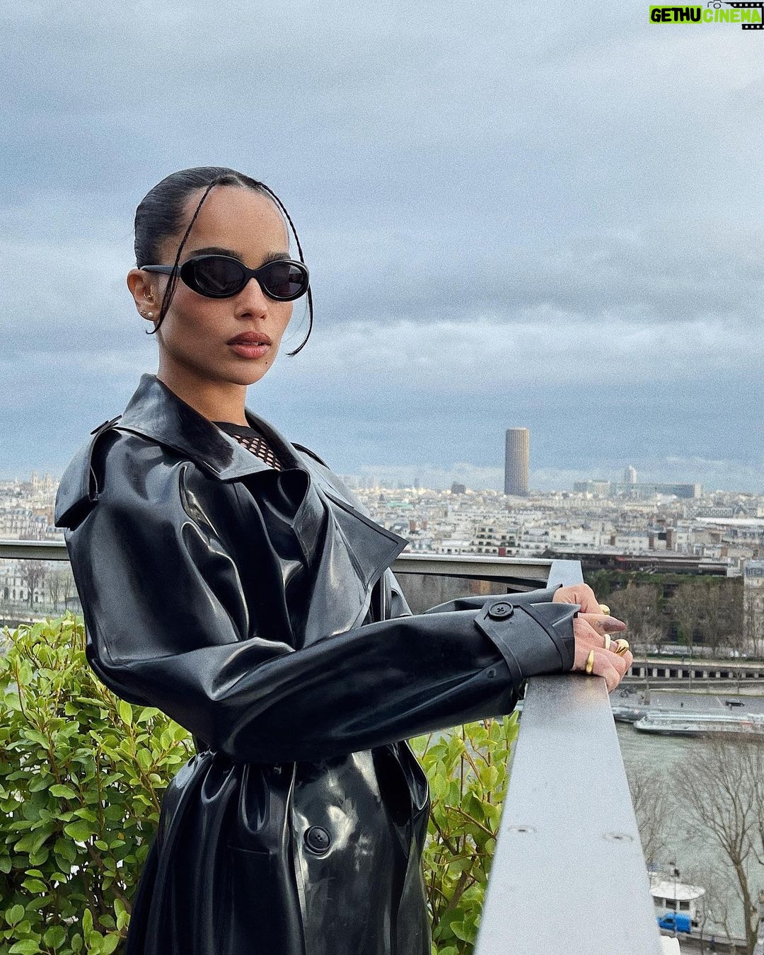 Zoë Kravitz - 1.3 Million Likes - 🦇 🇫🇷 🐈⬛