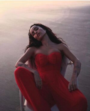Zoë Kravitz Instagram - thank you @elleusa 😻