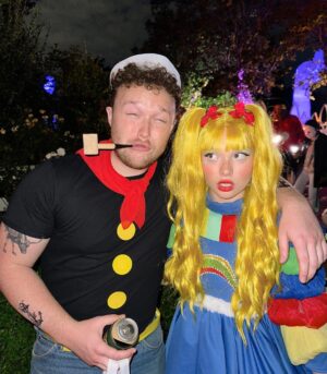 Zoe Colletti Instagram - this is halloween 🎃👻🌈