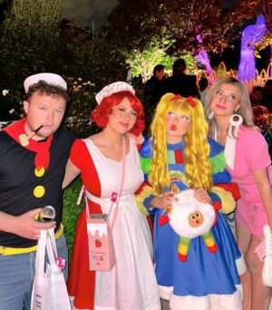 Zoe Colletti Instagram - this is halloween 🎃👻🌈