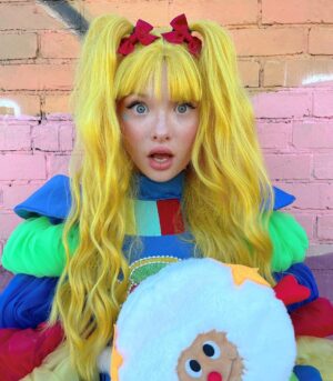 Zoe Colletti Instagram - this is halloween 🎃👻🌈