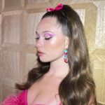 Zoe Colletti Instagram - Season 2 of Only Murders in The Building is streaming NOW! So absolutely honored to be a part of this incredible cast 🎀🤍 …………………………………………………… Styling: @shea.daspin Hair: @scottkinghair Makeup: @lilly_keys Dress: @alamourthelabel Bag: @susan_alexandra Shoes: @shoedazzle Jewelry: @mahrukh.akuly.jewelry Los Angeles, California