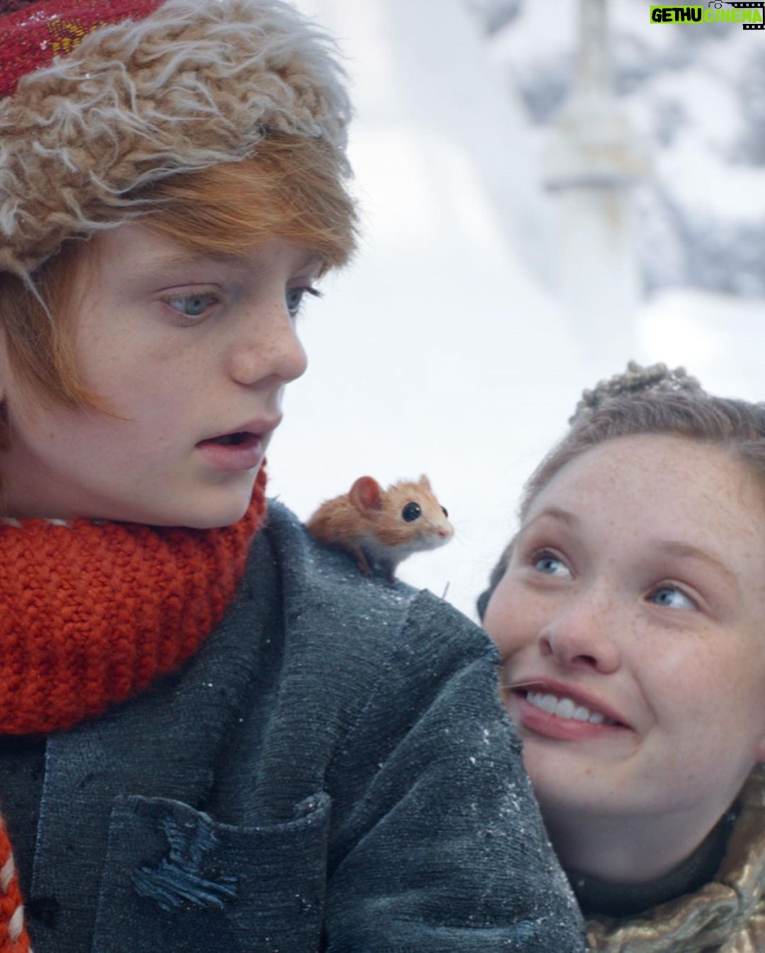 Zoe Colletti Instagram - This magical movie is coming to theaters and Netflix in November!! โจ๐ง๐ปโโ๏ธ๐งจ