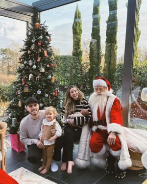 Zoe Sugg Instagram - Novie has been here for almost 2 weeks now & there are honestly too many highlights to share from those 2 weeks! It already feels like she’s always been here ♥️ I just keep looking at her and thinking “how did I grow you? How were you inside me?” 

1. I forgot how angelic newborns were when they slept! 
2. A visit from the @spacenk girls & Father Christmas which absolutely made Otties day!
3. Snuggles all day everyday 
4.🎄 
5. Sisters ♥️ 
6. Teeny tiny hands
7. 100 hour brownie delivery from @theannaedit which has kept us going 😋 
8. The scrunch inside the slightly oversized baby grow 🥹 
9. Headed out for the evening to visit @onegardenbrighton light trail which was SO GOOD (highly recommend) 
10. Reading Ottie her advent books every evening is one of my highlights of the day ♥️