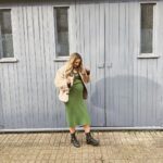 Zoe Sugg Instagram - 37 weeks! I’ve not been very active on socials recently as I’m trying to be as present as possible with Ottie during these last few weeks of it just being her ♥️ (and also just nesting, nesting, nesting) loved these photos that Alf took the other day though so wanted to share with a little update! Feeling equally ready to meet this little girl, but also could really do with another few months 😂 p.s. the last one giving a bit of reality taking photos with a toddler haha