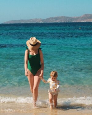 Zoe Sugg Instagram - Snippets of Mykonos ☀️ 

Was terrible at posting whilst we were away but had so many lovely memories captured I wanted to share! So here is the first of a few Mykonos memory posts 👌

1. Little candid family moment on the beach
2. Ottie loved running in and out of the sea
3. Just loved this photo ♥️
4. Honestly think she would do this all day if she could
5. In the town!
6. She looked so cute on these stairs
7. Making new friends 🐱
8. 🤤🤤🤤
9. Choosing her ice cream, she could not believe how many flavours there were!
10. Settled on a cookies and cream 😝