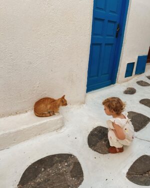 Zoe Sugg Instagram - Snippets of Mykonos ☀️ 

Was terrible at posting whilst we were away but had so many lovely memories captured I wanted to share! So here is the first of a few Mykonos memory posts 👌

1. Little candid family moment on the beach
2. Ottie loved running in and out of the sea
3. Just loved this photo ♥️
4. Honestly think she would do this all day if she could
5. In the town!
6. She looked so cute on these stairs
7. Making new friends 🐱
8. 🤤🤤🤤
9. Choosing her ice cream, she could not believe how many flavours there were!
10. Settled on a cookies and cream 😝