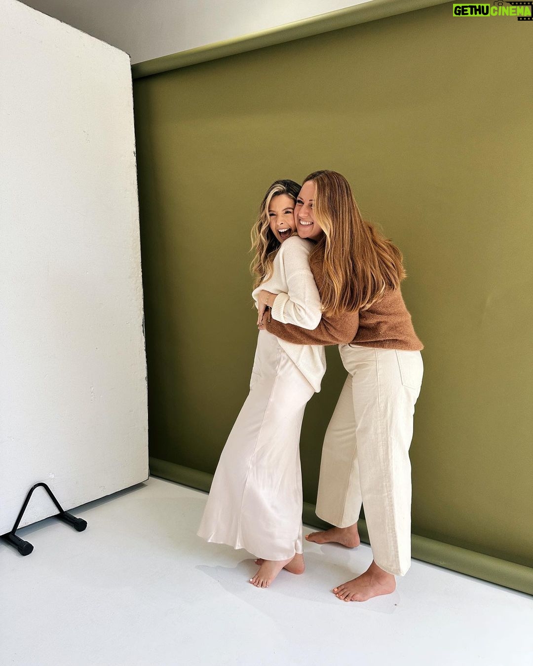 Zoe Sugg Instagram - ad (brand collaboration) ✨ Wanted to share a little BTS of the shoot with @carrie_elizabeth_jewellery and @carrie_elizabeth_dennahy! It was such a fun afternoon and the pictures are some of my favourites ever. Can’t wait to share more of the ‘Intentions Collection’ with you when it launches TOMORROW 🙌🏼 Head to the end of this slide for a sneak peek 👀 Also love that Carrie was pregnant on the last shoot we did for our previous collection and this time I was 🥰 P.S. incredibly talented @_saskialawson behind the lens & equally talented @adamcookehair who gave me THE BEST HAIR that I miss every day since this shoot 🤣