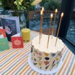 Zoe Sugg Instagram - Had the most special day yesterday celebrating turning 33 🎈🎈 1. Ottie’s little face when the cake came out 🥹 She genuinely thought we were celebrating her birthday all day and it was adorable. 2. Breakfast platter of dreams from @stylisheatsuk as always ♥️ I can’t tell you how absolutely incredible those scotch eggs are. 3. Alfie whisked me away to the spa at @beaverbrook for the afternoon 4. Dreamy!! 5. Birthday cake by the incredible @bunston_bakes ✨ That scalloped buttercream 👌 6. Family photo! Ottie was saying “cheeeeeeeeeeeeeeeeeessssssssseeeeee” for a very very long time 😂 7. Reunited with @markyyferris, our fave! 8. Alfie had arranged for a pizza tent to come over for the evening which went down SO WELL! Honestly they were incredible! @lovespizzaco 9. SO SO GOOD. 🤤 10. Champagne piggy backs!