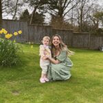 Zoe Sugg Instagram - A little run down of yesterday because I got some very cute snaps 🐰 We had all the family round and did a roast & epic egg hunt (you can watch my new YouTube video to see the prep) Just had one of those afternoons where I felt so lucky & grateful to have such amazing family (especially for Ottie, she’s always in her absolute element having everyone around her & seeing her little face light up all day just made me want to cry with happiness) 1. Obviously spent most of our time in the garden, Otties favourite place to be! 2. The table! 3. Genuinely think spring flowers are my favourite 4. My favourite moment all day was turning around to see Ottie surrounded by all her aunties and uncles who she NEVER stops talking about when they’re not here & loves so much! One day she will realise just how lucky she is to have them all ♥️ 5. Dinner! (No, that’s not my fork… haha) 6. Reading her Easter Peppa Pig book with Auntie Pops 7. All the desserts courtesy of @amandadeyes @traceysugg & @diannebuswell - we’ve got a salted caramel cheese cake, a banana & hot cross bun sticky toffee cake & an Easter bunny cake!! 8. Obsessed with Nanny’s glasses! 9. The eggs for the hunt! 10. Ottie doing her egg hunt! 🥲