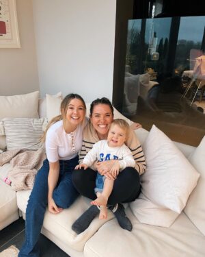 Zoe Sugg Instagram - Moments that made me happy this week ✨
1. A rare photo of mum & dad @alfiedeyes 
2. Family Sunday celebrating a belated burns night 
3. Ottie in a basket (this was her favourite game that evening) 
4. O’s post bath curls 🥰 
5. Terrys chocolate orange with mini eggs in it (DELISH)
6. Catch ups with @daveerasmus1 
7. New nails & Nala cuddles
8. Catch ups with @thekatiepix 
9. The moment I said it looked like Ottie was our child 😂

What were some of the things (big and small) that made you happy this past week?