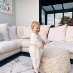 Zoe Sugg Instagram - [ad- gifted item] Honestly can’t believe this now fits her! @claude_and_co sent this when Ottie was newborn. I think I need one in my size ✨