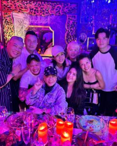 Zoe Tay Instagram - 🎊🎊🎈🎂♥️🎂🎈🎊🎊 今年又与这值得的人间多相处了一年。🍰 🎊吃蛋糕日🎂🎊 愿每一步都活成自己喜欢的样子。 #过生日要开心 #birthdaycelebration #lovelifeloveall #有缘千里来相会 #谢谢你出现在我的行程里 #朋友可遇不可求 #珍惜♥️感恩 #长一岁长一智 ✌🏻 #无忧无虑无病无痛♥️ #摩羯座capricorn♑ #过生日要有仪式感💕 #幸福其实很简单🐒🐑🐥🐽🐯 #保持初心莫忘初衷 #生日愿望很简单 #健康体魄活的精彩 #ZoeTay #鄭惠玉 #惠声玉影 #佐伊の語 Singapore