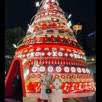 Zoe Tay Instagram - ♥️🔶🏵️🌟💫👜🎄🎊 A Christmas tree is sure to light up your life.🎄💖 Christmas magic is in the air. ✨🌟🎄🎊 #LVGifts #LouisVuitton #seasongreetings #lvxmastree💖🎄🏵️ #xmasiscoming🎄 #ZoeTay #鄭惠玉 #惠声玉影 #佐伊の語 ION Orchard