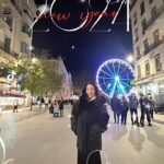 Zoe Tay Instagram – 🎊🎊🎊♥️💋♥️🎊🎊🎊
再见2023的一切，，期待2024的精彩😍

No one can go back in time to change what has happened. So work on your present to make yourself a wonderful future. 
Happy New Year 2024!
1.1.2024

#元旦快乐2024 🎉🥂🎈#newyear2024💫 
#bestwishestoall♥️ 
#2024的第一天 
#崭新的一年請多多指教❤️ 
#2024要有亮亮心情✌🏻
#心情分享 
#有钱有车有房有钱哪是幸福
#无病无痛无忧无虑自由自在才是大家要珍惜 
#善待自己是一種生活態度 
#简单就是幸福 

#ZoeTay #鄭惠玉 #惠声玉影 #佐伊の語 France, Lyon