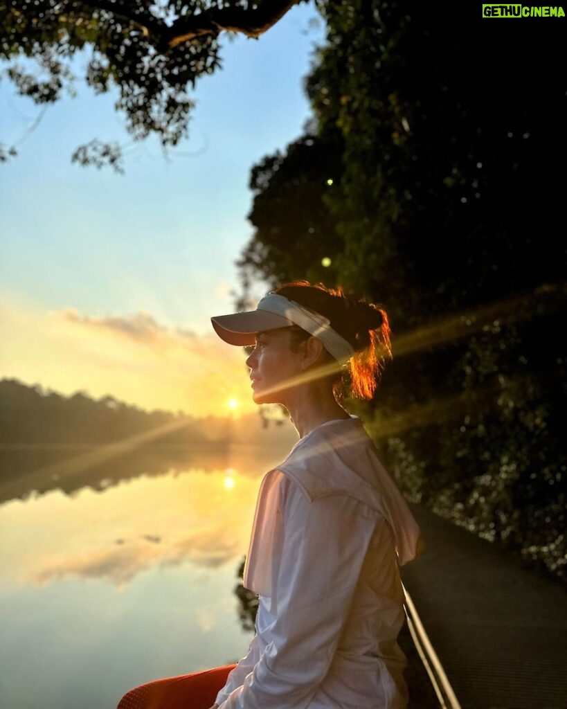 Zoe Tay Instagram - 🌴🌳☘️☀️🐝💚🎋🦎🦉🐢 The charm of nature, the healing of the soul, and the joy derived from exercise and eating well can lead to a healthy body and mind, which enables us a high-quality life. 🌳🌴☀️☁️🌱 Looking to lead a healthier lifestyle? The Healthy 365 app is here to help! I enjoy using my sleep compatible fitness tracker to track my sleep duration and using the meal log tool to monitor my daily calorie intake. Another function I enjoy using is the step and MVPA minutes tracker. I can also participate in fun app challenges, booking of fitness classes and health workshops. Download the Healthy 365 app now to discover more info. Document and track your journey towards a healthier lifestyle and earn rewards for making healthier choices! #HPBsg #HealthierSG #Healthy365 @the_celebrityagency #ZoeTay #鄭惠玉 #惠声玉影 #佐伊の語 Singapore
