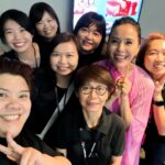 Zoe Tay Instagram - 🎊🎊🍑🍑🎂🍑🍑🎊🎊 年初七，人人生日快乐🍑🎊🎂 七星高照，龙马精神，福禄双全。 今日人日，祝身体健康，想個样有個样。 #初七人日快乐❤️ #七星高照運氣爆錶 #生日快乐 🍊🎂🍊🩷 #开心健康平安 #旺旺年 #ZoeTay #鄭惠玉 #惠声玉影 #佐伊の語 Singapore