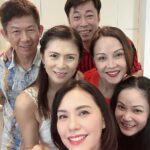 Zoe Tay Instagram - 🎊🎊🍑🍑🎂🍑🍑🎊🎊 年初七，人人生日快乐🍑🎊🎂 七星高照，龙马精神，福禄双全。 今日人日，祝身体健康，想個样有個样。 #初七人日快乐❤️ #七星高照運氣爆錶 #生日快乐 🍊🎂🍊🩷 #开心健康平安 #旺旺年 #ZoeTay #鄭惠玉 #惠声玉影 #佐伊の語 Singapore