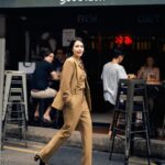 Zoe Tay Instagram – 🩷🩷🧡🧡♥️♥️
回看，过去是美好的，
往前看，一切是值得期待的。
谢谢自己让自己更加强大，善待自己也是一种快乐。

#生活语录心情说说 
#倒数两天 
#回看自己 
#为自己成为更好的你 

#ZoeTay #鄭惠玉 #惠声玉影  #佐伊の語