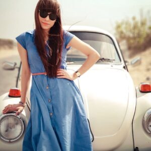 Zoe Viccaji Instagram - Vintage feels 🤩  Our new music video HUM is out!  Click the Link in my bio