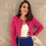 Zoe Viccaji Instagram - Feels good to get ready for the stage again! Lahore today, Islamabad tomorrow 😎#pink #finally #stageready #mangopakistan #mangogirls #mangocollection