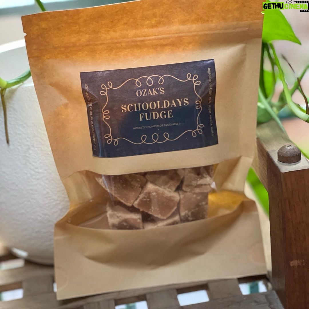 Zoe Viccaji Instagram - A taste from the old SchoolDays is back! Canteen style fudge but even better because we use the best ingredients. 150 grams for PKR 450 #memories s #schooldays #karachi #fudge #vanilla #christmas #homegoodness inbox @ozakfudge for orders.