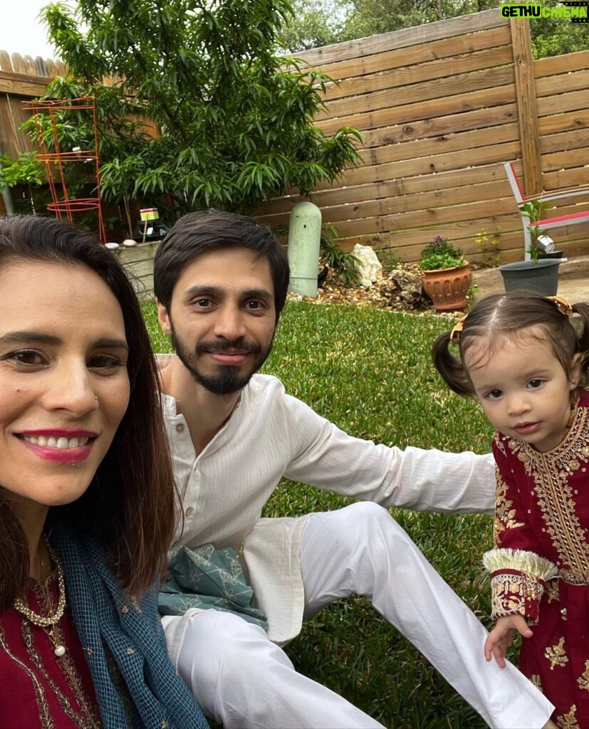 Zoe Viccaji Instagram - Eid in Austin! With my two lovelies and new adopted family! Beautiful red outfits on me and Lyla were sent all the way from a Pakistan by @mariabofficial !! Thank you so much 😊 eid Mubarak everyone, hope you all had a love filled day ❤
