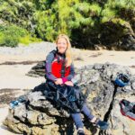 Zoie Palmer Instagram - When you head out to the ocean to go kayaking in some caves with some of the best, funniest, kindest, gang around and they also happen to be your family, it’s just about the best day ever. ❤️🇮🇪 Fort Dunree