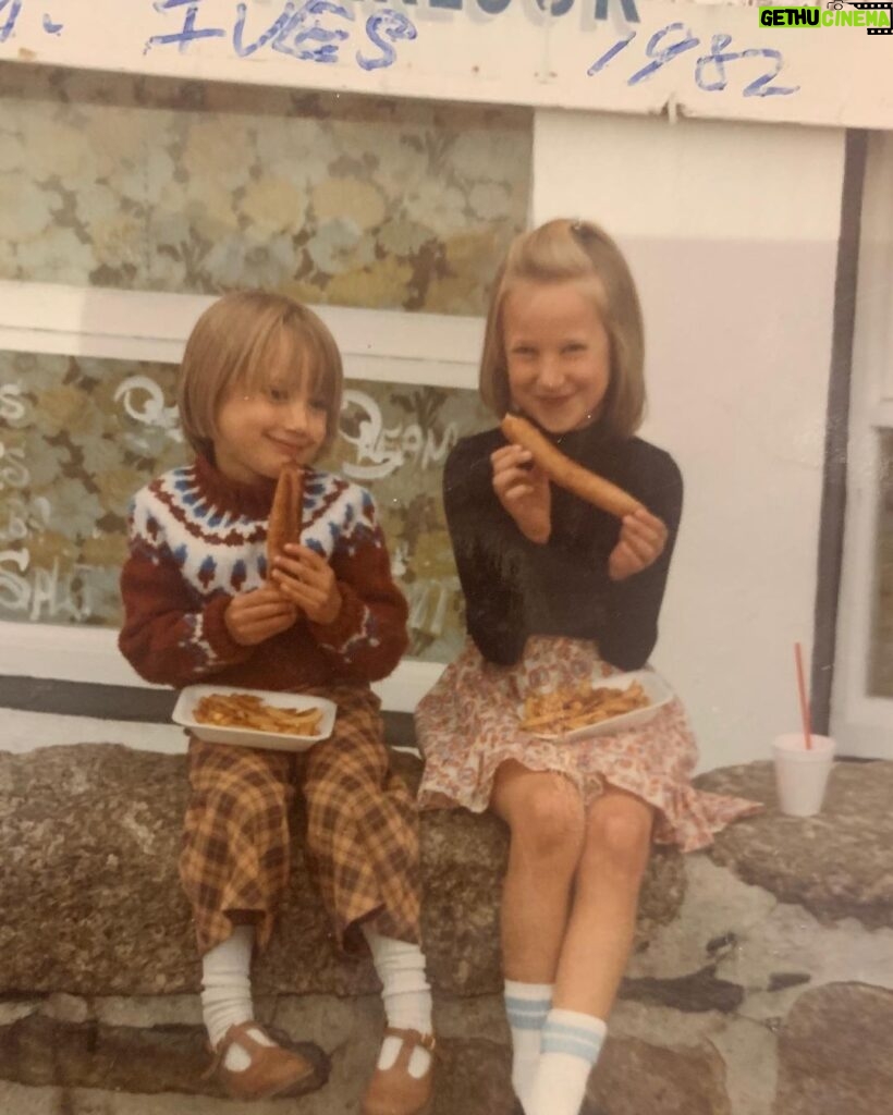 Zoie Palmer Instagram - Just two kids sitting on a wall in St Ives Cornwall England in 1982 eating the biggest sausages in the world. Thanks mum for the amazing outfit St Ives, Cornwall