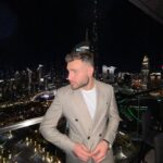 ali ajeena Instagram - Thank you for choosing to be part of my life. Happy New Years🫂 Dubai, UAE