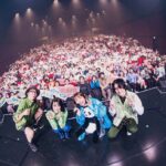 asmi Instagram – 取り急ぎ Wonder Closet 大阪公演ありがとうございました🥰
実はだいすきなRin音くんがスペシャルゲストで来てくれたんです🫱🏻‍🫲🏽
初めて一人で私のライブに来てくれて、Rin音くんパワーで更にぶち上がって、本当にうれしかった߹ – ߹ @rin_ne.na 
そしてバンドメンバーのみんなとは前よりも更にたのしいことができて、それは私にとってほんとうにうれしいこと߹ – ߹ いっぱい助けてもらいました。߹ – ߹
Dr. @babachandrums  Ba. @yukako_ishii Gt. @tetsu_sanada 

今の気持ちと今の私を今みんなに知ってもらえたことがしあわせ！
絶対また生きて会おうね！来てくれて本当にありがとうございました🩷

📷by @yuuta0326 Wwホール