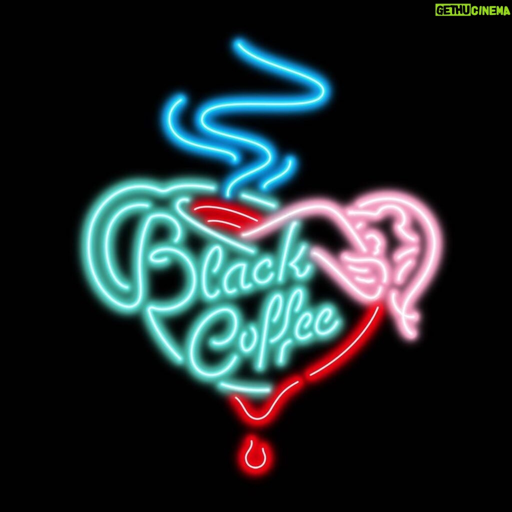 asmi Instagram - それぞれの片想いに秘めているブラックな気持ち🫀新曲「BLACK COFFEE」本日配信開始されました🖤聴いてください！