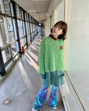 asmi Instagram - 今日も衣装かわいかった🫶🏻
スタイリング バイ @taiji_tj (^з^)