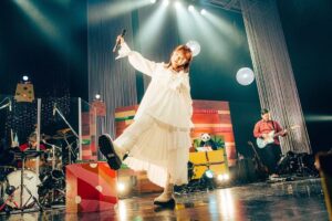 asmi Instagram - イタズラもっと上手になりたい🎅🏻ﾒﾘｰｸﾘｽﾏｽ🎄

photo by @__tpwbo