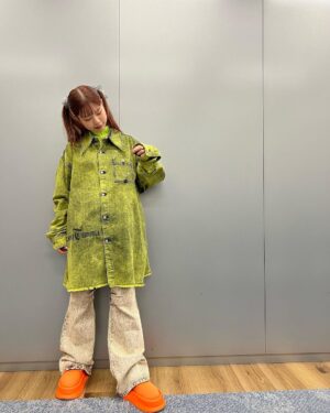 asmi Instagram - 今日は破壊前夜のこと発売記念ファンクラブ限定イベントでした🫧
あっという間に感じちゃうくらいみんなと過ごす時間がたのしかった🥹また絶対やろう！だから来られなかった人も安心してて💨
今日のことは後日パンダまみれで🐼ありがとうございました💛またねー👋🏻

かわいい衣装🟠ピンついてた🧷

どう！？