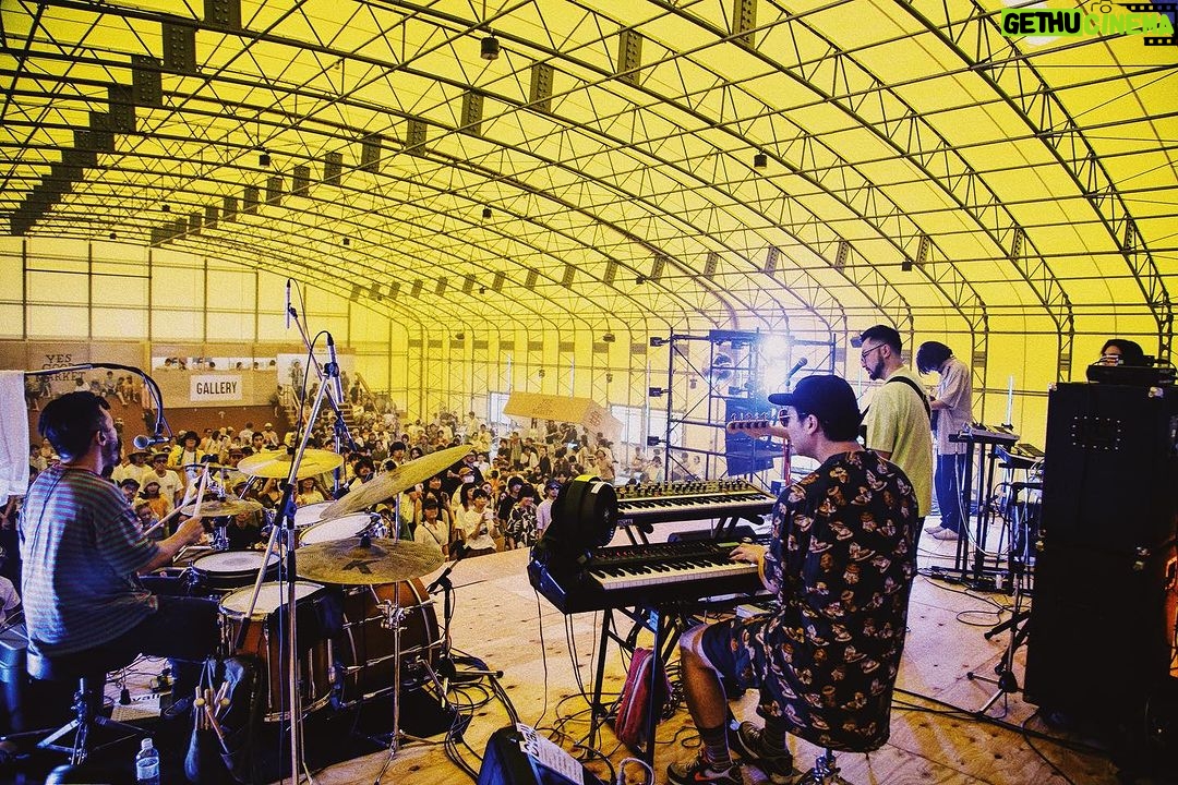 mabanua Instagram - πΆβπ«οΈ#yesgoodmarket #yesgoodmarket2023 #ovall photo by fukumaru @fkdmnm_08 photo by Natsuho Watanabe @naninuneco83