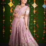 sathya sai krishnan Instagram - Makeup & Hair @artistry_by_lakshmipriya Shot by @lookandluxe Jewellery @jewellerypatches #makeuplook #photoshoot #lightmakeup #changeover #arasi #pandianstores #vijaytelevision #vijaytvserial #bagyalakshmi #pandianstores❤ #sangamam Chennai, India