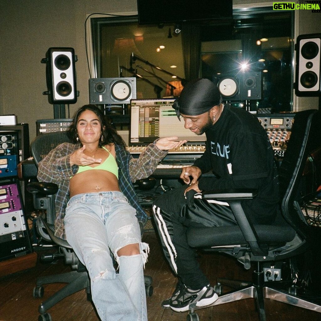 6LACK Instagram - My friend @6lack and 👁️ got a new one “Homic-👁️-d” K b👁️ (That’s 3) Los Angeles, California