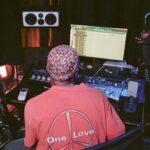 6LACK Instagram - in case you were wondering how “MUSTARD” came to fruition. everything works in perfect harmony. shoutout to my brudda @timgloverr for being on the same wavelength & knowing that @jordanward is the truth s/o to WARD for sharing space & @louielastic for providing the soundscape 💆🏾‍♂️ #SIHAL — tour this fall 💐 Atlanta, Georgia