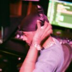 6LACK Instagram - drop a question & i just might answer— ✍🏾