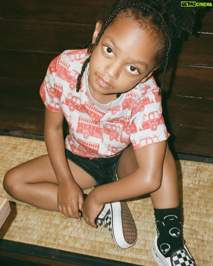 6LACK Instagram - syx turns 7 🎂