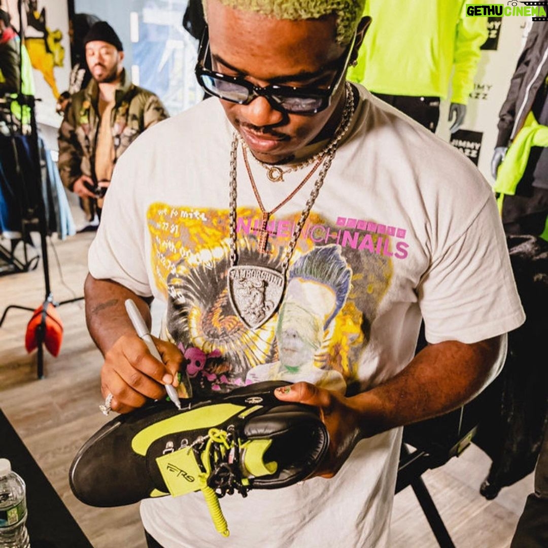 A$AP Ferg Instagram - Treat your love ones this holiday. Green Juice boots available exclusively at Harlem @jimmyjazzstores. Get yours today 💚🤢🤮