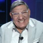 Aïcha Ben Ahmed Instagram – قلبي حزين …
وداعا استاذ مفيد ، وداعا استاذي 🌺
انا لله و انا اليه راجعون