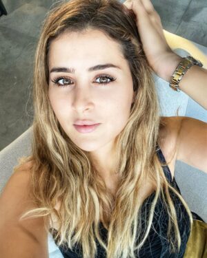 Aïcha Ben Ahmed Instagram - The smell of summer is in the air ❤️
#عائشة_بن_احمد #عائشه_بن_أحمد